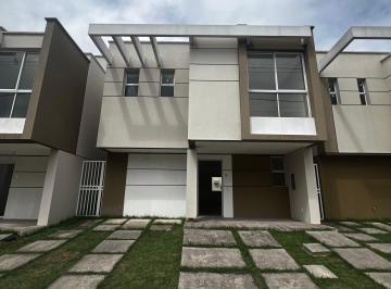 Casa de 3 quartos, Manaus · A casa perfeita a sua espera 