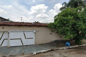 imagem-1 · CASA SETOR COIMBRA > PRÓXIMO AO HIPER MOREIRA Casa de Rua com 3 Quarto(s) por R$ 550.000 no setor S