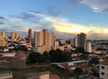frente · Este lindo apartamento padrão está disponível para locação no coração do bairro Centro em São Carlos