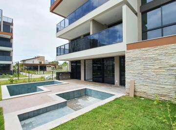 Apartamento de 4 quartos, Ipojuca · Luxo e Conforto em Muro Alto – Cobertura com Piscinas Privativas!