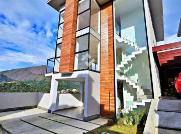 casa-triplex-de-alto-padrao-na-tijuca-teresopolis-260m-3-vagas-e-lazer-privativo1658270.jpeg · Casa Triplex de Alto Padrão na Tijuca, Teresópolis – 260m², 3 Vagas e Lazer Privativo