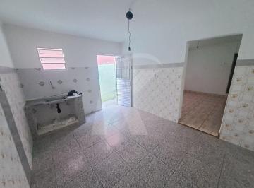 Casa · 30m² · 1 Quarto · Casa com 1 quarto, cozinha e banheiro.