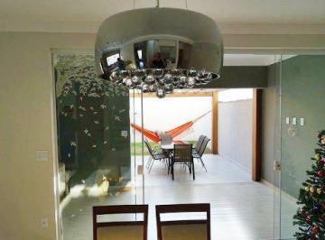 Casa · 250m² · 3 Quartos · 2 Vagas · Sobrado em Village das Flores, Caçapava/SP de 250m² 3 quartos à venda por R$ 1.200.000,00