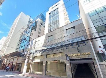 b8d09a2c1fcb92a59f21e7a5da10fc2e3ed1f4c4 · Sala comercial com 52m² e 2 vagas de garagem - À venda no Centro de Florianópolis.