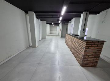 87c63a4ddccad0d2357a7f8d31ae91fd03a7438b · Loja comercial para alugar no Centro de Florianópolis.