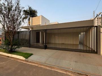 Casa · 293m² · 2 Vagas · Casa de ALTO PADRÃO à venda no Granville 1