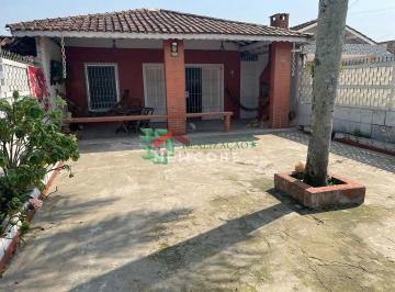 Casa · 137m² · 3 Quartos · 4 Vagas · Casa em  Rua Washington Luiz - Vera Cruz - Mongaguá/SP