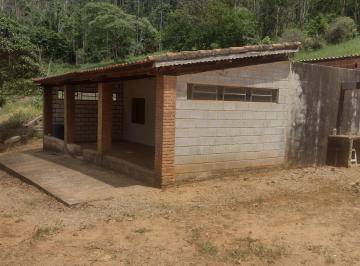 Rural · 75000m² · 2 Quartos · 10 Vagas · Sítio em Paraibuna