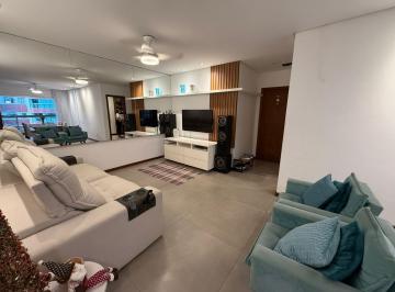 Apartamento de 4 quartos, Vila Velha · Super Apartamento de 4 quartos com área de lazer na Praia da Costa 