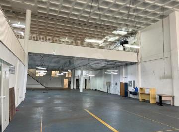 Comercial de 2 quartos, São Paulo · Galpão para Locação em Santana – 970m², Vão Livre e Mezanino
