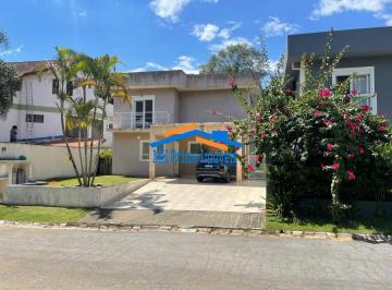 Casa · 218m² · 3 Quartos · Linda Casa à Venda no Condomínio Vila Verde – 3 Suítes, 360m² de Terreno.