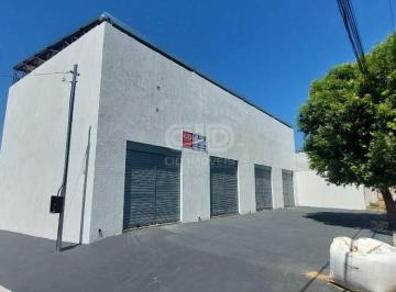 Comercial · 172m² · Salão comercial com aproximadamente 171m² no bairro CPA II