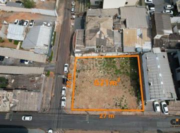Terreno · 621m² · Terreno comercial para locação na rua 24 de Outubro, próximo a Av. Getúlio Vargas