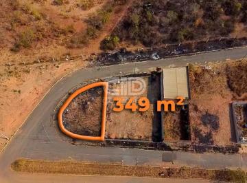 Terreno · 350m² · Terreno com 350m² no bairro Residencial Tropical Ville 