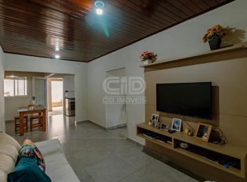 Casa · 214m² · 3 Quartos · 2 Vagas · Casa reformada com 3 quartos no CPA II