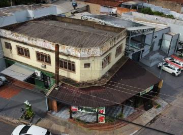Comercial · 411m² · Imóvel comercial com aproximadamente 411m² no bairro Poção