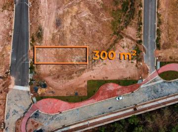 Terreno · 300m² · Terreno com 300m² no Condomínio Florais Safira