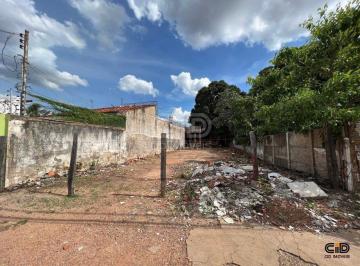 Terreno · 329m² · Terreno com aproximadamente 329m² no Centro Norte de Várzea Grande