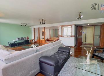 Apartamento · 274m² · 4 Quartos · 2 Vagas · Apartamento à venda com 274m² privativos, 4 Quartos (sendo 2 suítes), 2 vagas, no Batel