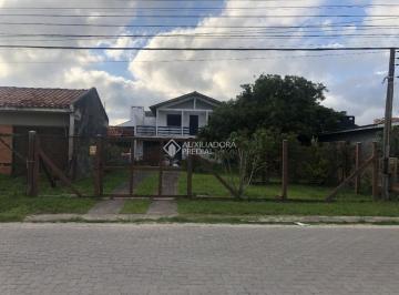 676469_ifMm5o3vWc1d_676469679bcd7664118.jpg · Casa com  localização no centro de Xangri-lá