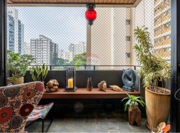 Apartamento · 141m² · 4 Quartos · 2 Vagas · "Espetacular Apartamento em Moema: Luxo e Conforto"