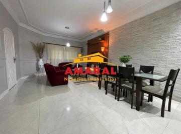 Casa · 205m² · 3 Quartos · 2 Vagas · sobrado a venda na cidade Edson em Suzano
