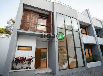 Casa · 434m² · 4 Quartos · 4 Vagas · Casa em Condomínio fechado, a venda ,com 4 quartos, sendo 2 suites, 4 vagas, no Alto da Boa Vista.