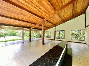 Casa · 250m² · 3 Quartos · 7 Vagas · Casa no Condomínio Pasargada