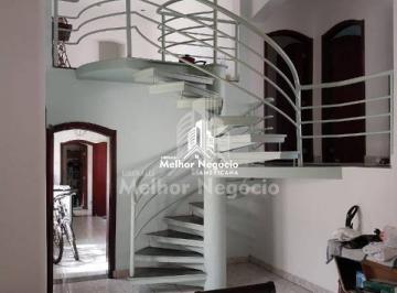 Casa · 220m² · 4 Quartos · 2 Vagas · Casa de 220m²com 4 dormitórios sendo um suíte à venda no Vila Bertine em Americana/ SP