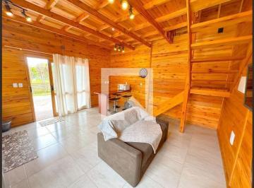 Casa · 55m² · 1 Quarto · 1 Vaga · Casa para Aluguel - São João do Rio Vermelho, 1 Quarto, 55 m2 - Florianópolis