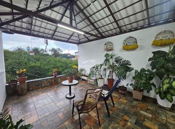 Casa · 240m² · 3 Quartos · 2 Vagas · Casa localizada no bairro Monte Verde - Proximo ao centro de Betim MG