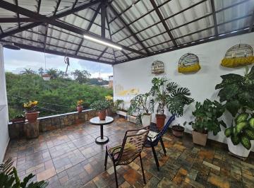 Casa · 240m² · 3 Quartos · 2 Vagas · Casa localizada no bairro Monte Verde - Proximo ao centro de Betim MG