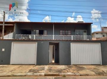 Casa · 300m² · 4 Quartos · 8 Vagas · Sobrado à venda no bairro Nova Tatuí - Tatuí/SP