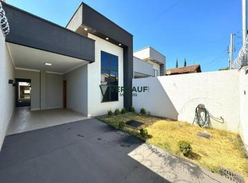 Casa · 120m² · 3 Quartos · 2 Vagas · Casa Alto Padrão 03 quartos - Res Center Ville Goiânia-Go