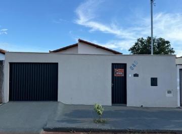 Foto 01 · Casa, Setor Sul, Ituiutaba, MG