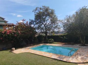 Casa de 4 quartos, Atibaia · Casa Espaçosa no Jardim Santa Bárbara - 613m² de Terreno, Piscina e 4 Dormitórios