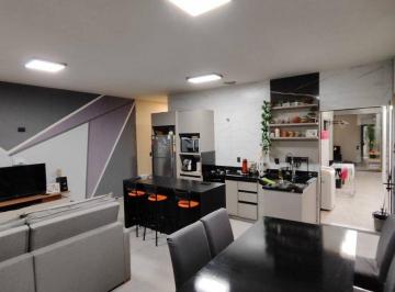 Casa · 125m² · 3 Quartos · 2 Vagas · Casa com 125m² e hidromassagem no balneário Cambijú, em Itapoá/SC