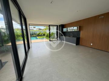 Casa · 375m² · 4 Quartos · 6 Vagas · Belíssimo sobrado Concomínio Jardins Itália codigo: 102350