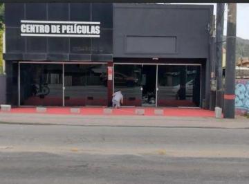 c11a433755617d8aa538793c286550693ba7aaa7 · Loja Comercial com 210m² - À venda na Avenida Central do Rio Tavares.