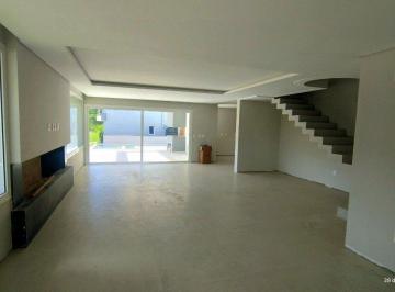 36769_ith65ujxe237635x28DU_3676967ea9a09d2495.jpg · Casa Residencial de 450m² com 4 quartos nos Ingleses