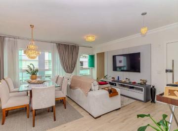 Apartamento · 130m² · 3 Quartos · 2 Vagas · Apartamento à venda no Ed. Green Coast no centro de Balneário Camboriú
