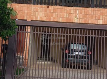 Casa · 450m² · 4 Quartos · 2 Vagas · Sobrado com Edicula e Salão