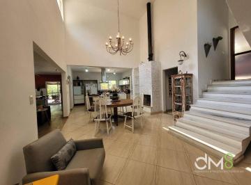 ab41210ed0cd244ab9fed3a563d4d97f36f49080 · Casa com 3 dormitórios à venda, 285 m² por R$ 1.859.000,00 - Clube de Campo Valinhos - Valinhos/SP