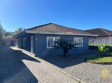 Casa · 190m² · 5 Quartos · 2 Vagas · Terreno com 2 Casas em Pirabeiraba (Centro)