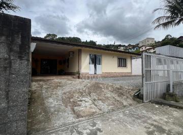 Casa · 150m² · 3 Quartos · 2 Vagas · Casa à venda no bairro Recanto Feliz - Guaramirim/SC