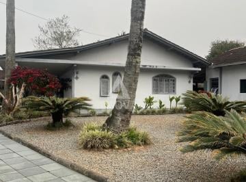 Casa · 300m² · 5 Quartos · 1 Vaga · Casa à venda no bairro Imigrantes - Guaramirim/SC