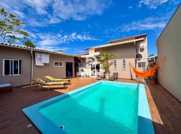 Casa · 156m² · 5 Quartos · 3 Vagas · charmosa casa a venda em Córrego Grande, Florianópolis/SC