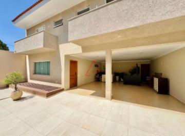 Casa · 396m² · 4 Quartos · 4 Vagas · Casa Sobrado com 4 Quartos e 6 banheiros à Venda, 396 m² por R$ 2.400.000, Andrade, Londrina-PR