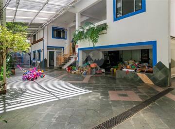 Casa · 588m² · 8 Quartos · 4 Vagas · Sobrado com 8 quartos à venda em Pinheiros - SP