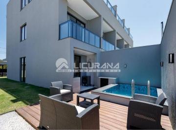 Casa · 220m² · 3 Quartos · 1 Vaga · Casa / sobrado totalmente mobiliado tríplex com piscina e jacuzzi privativas na praia de Canto Grand